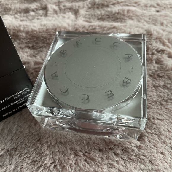 2 for $75 - BECCA - Soft Light Blurring Powder - Pink Haze - BNIB - Picture 2 of 5